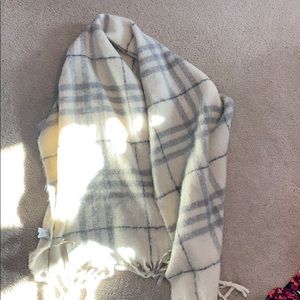American eagle/ Aerie blanket scarf!!
